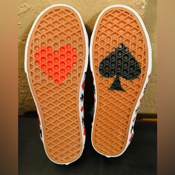 Vans x Urban Outfitters Limited Edition Playing Card Shoes - Picture 1 of 3